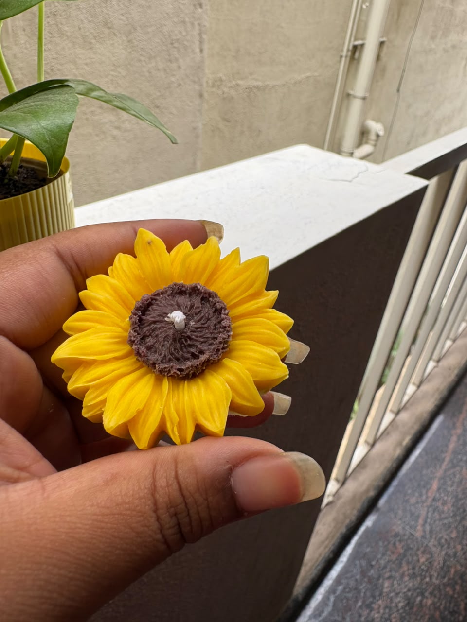 SUNFLOWER CANDLE